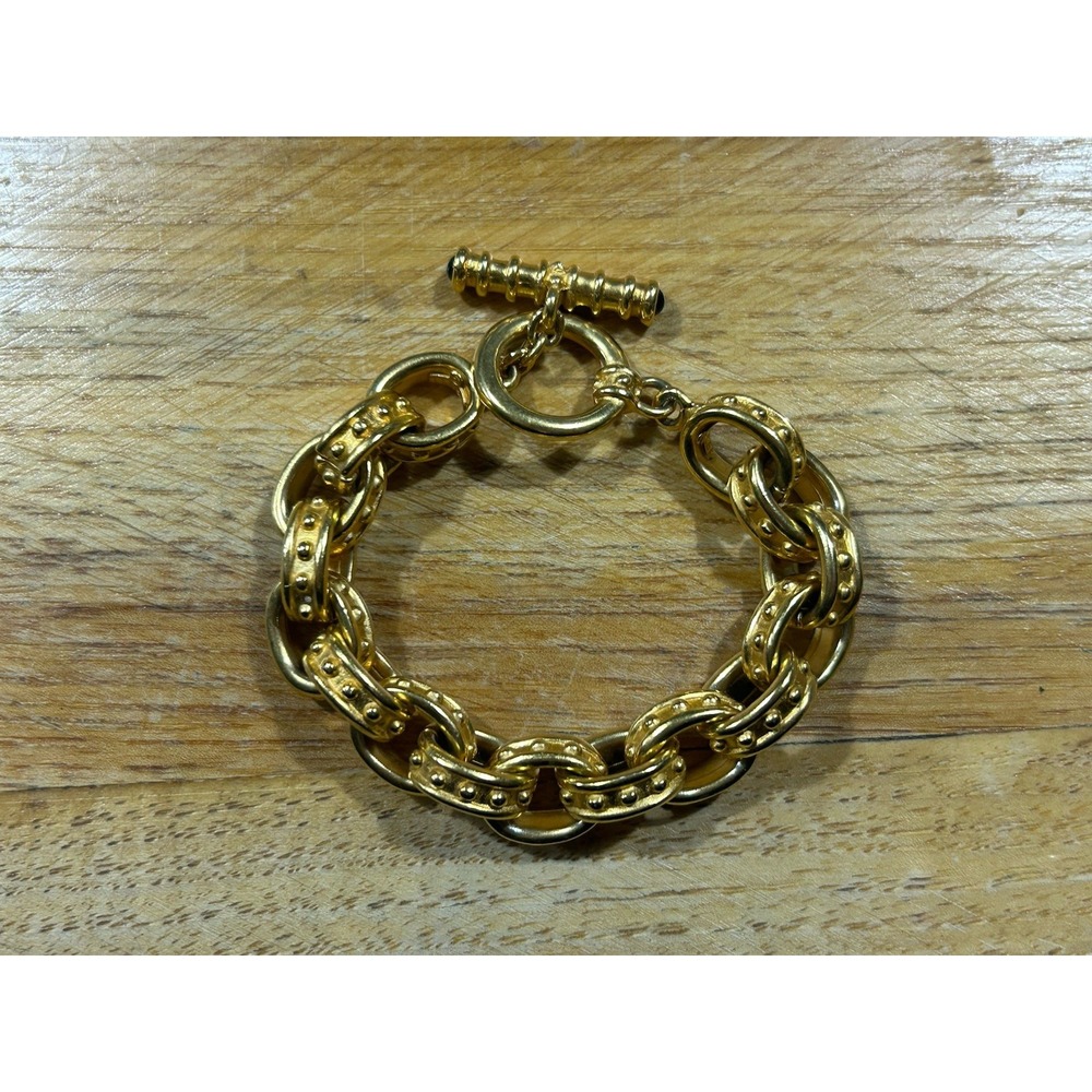 Vintage CAROLEE Bracelet Chunky Matte Gold Tone Studded Statement Toggle